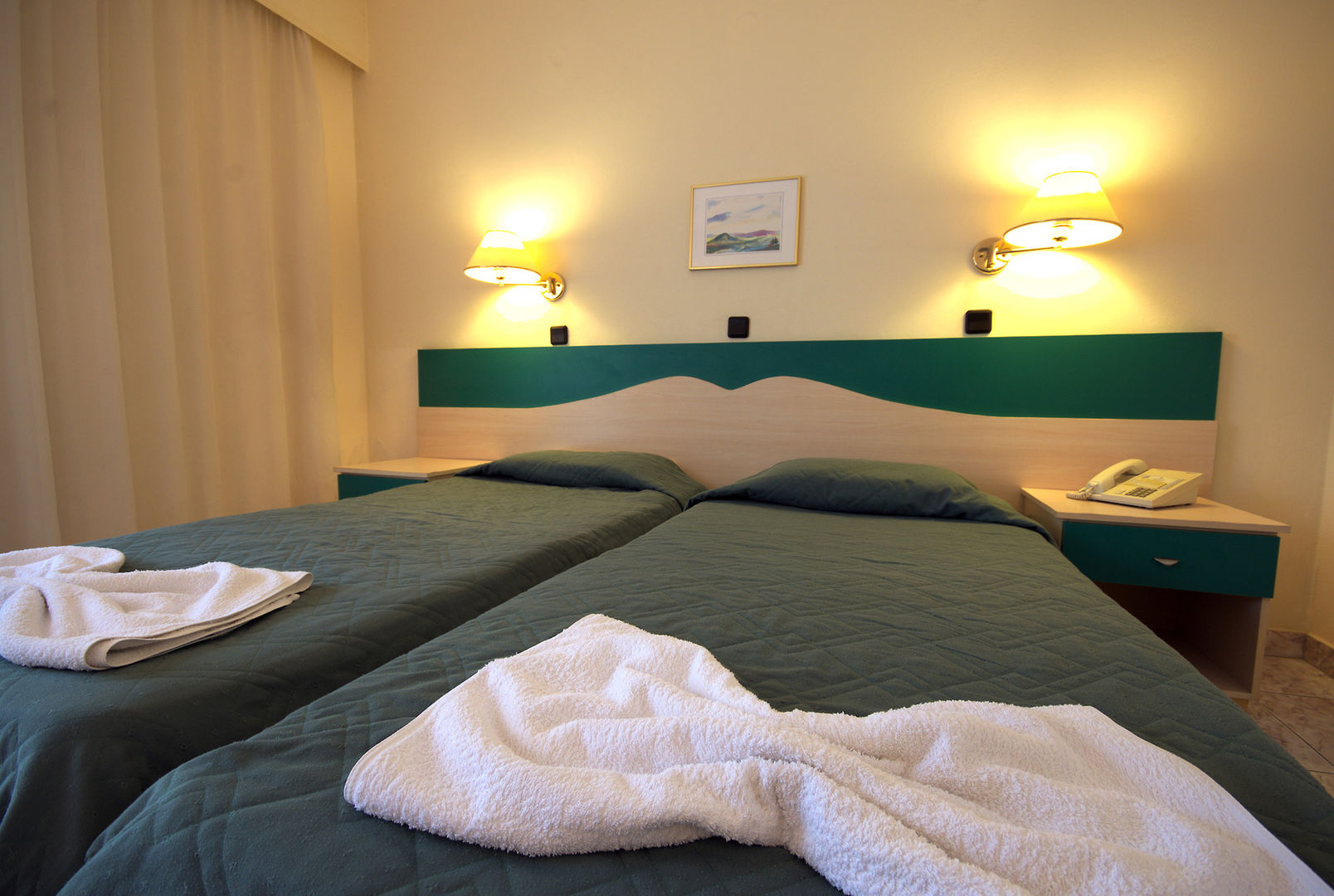 Poseidon Hotel and Apartments