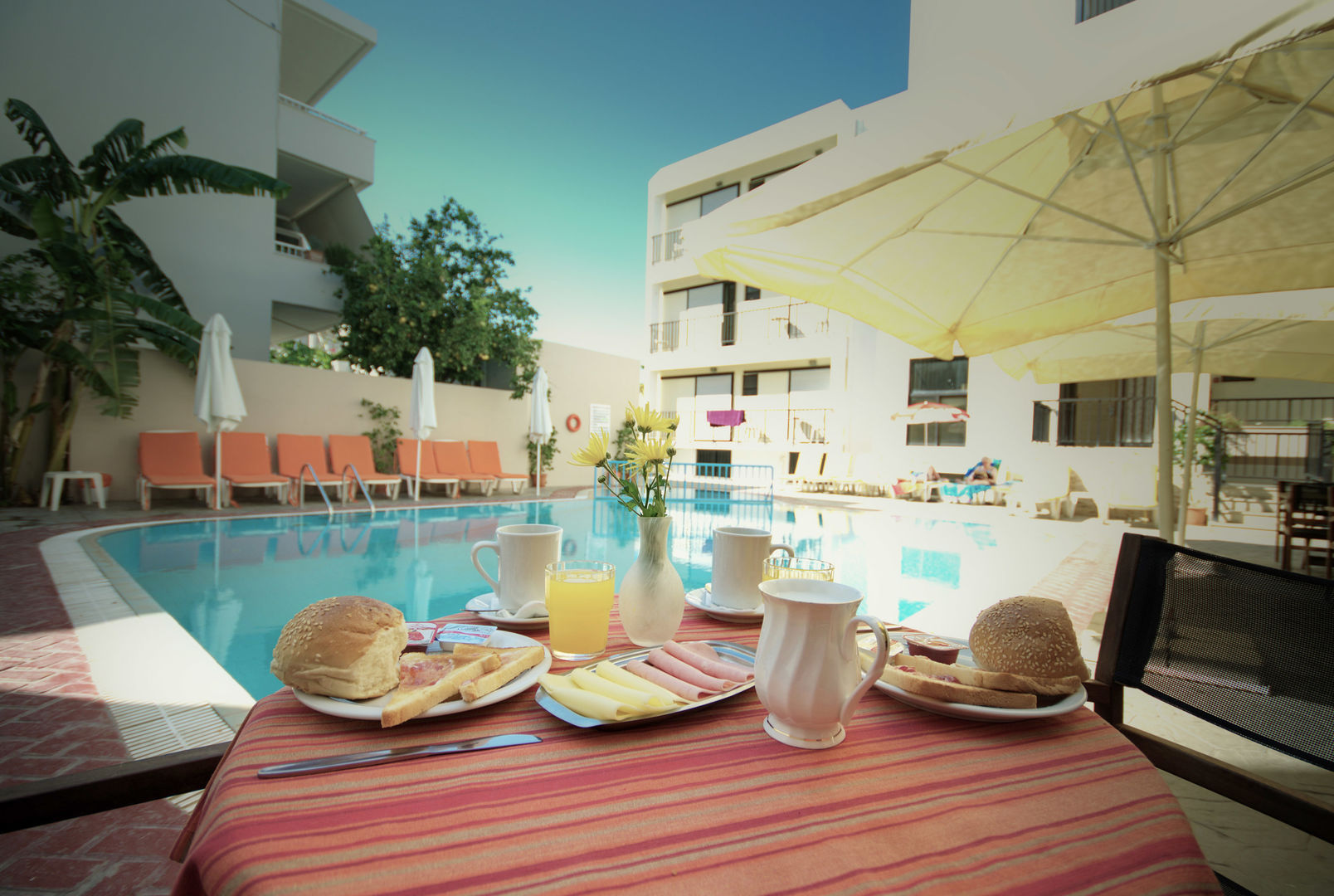 Poseidon Hotel and Apartments