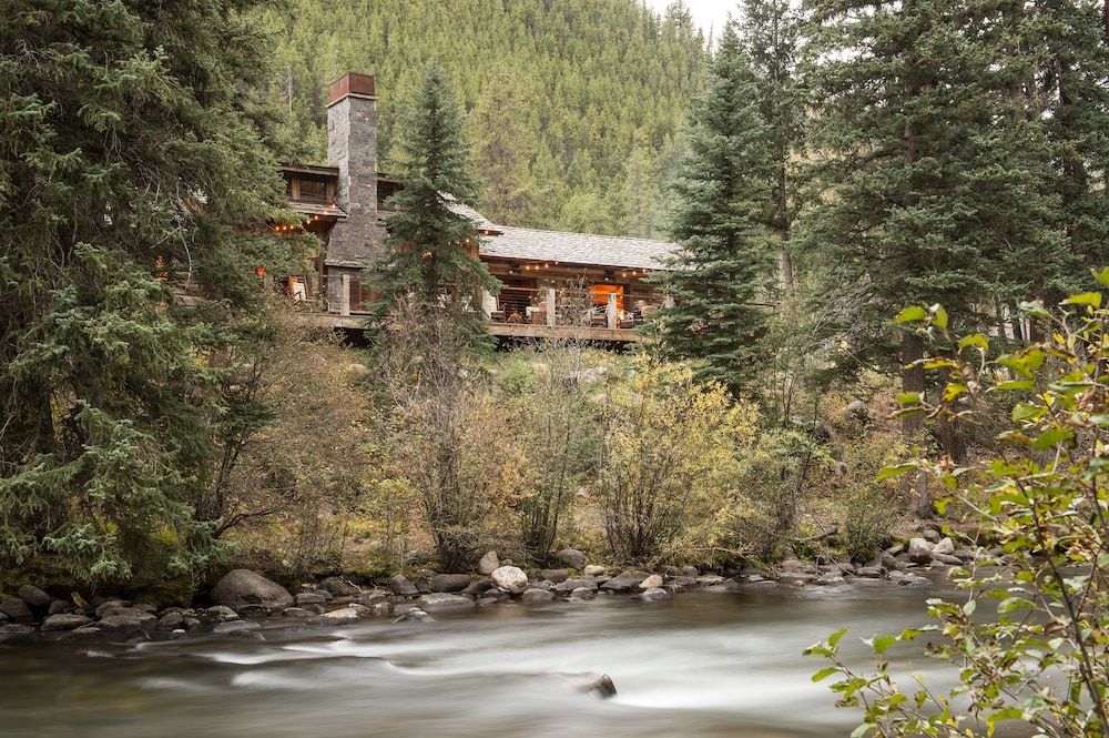 Eleven Experience Taylor River Lodge