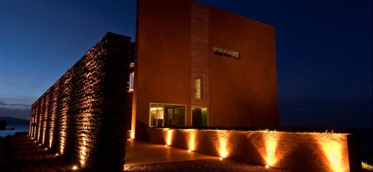 Titilaka Hotel