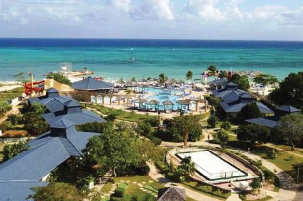Hotel Breezes Trelawny Resort & Spa