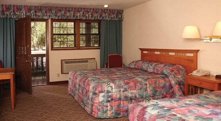 Zion Lodge