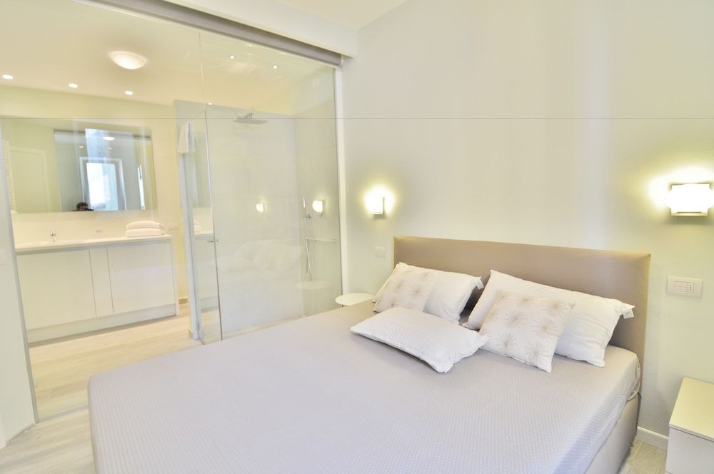 Aromi Piccolo Hotel