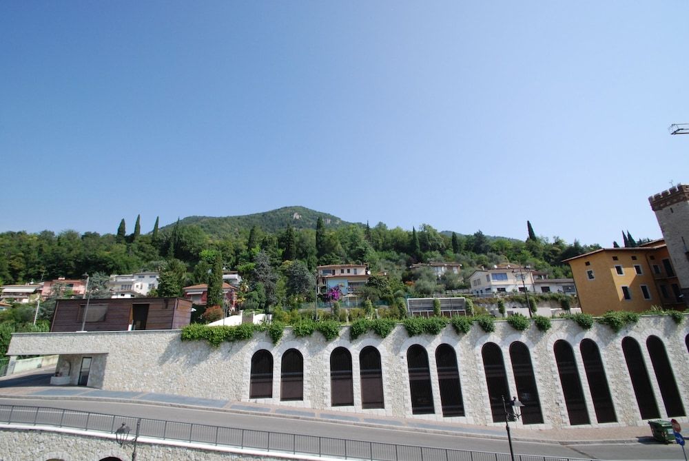 Aromi Piccolo Hotel