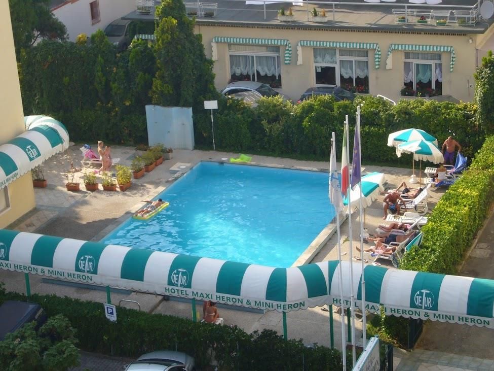 Hotel MaxiHeron & Hotel MiniHeron