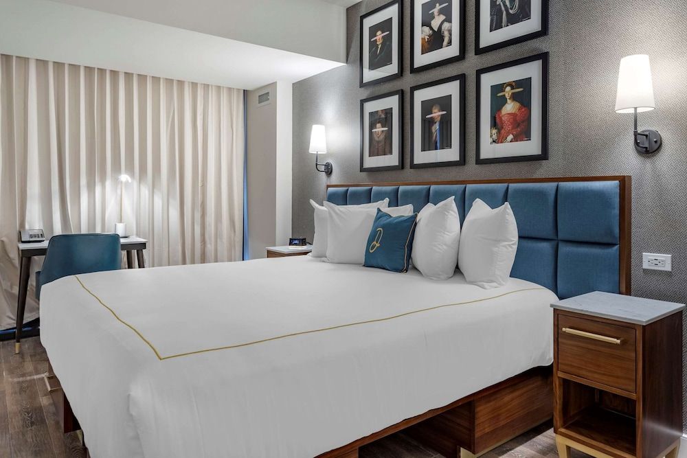 The Draper New York, Tapestry Collection by Hilton