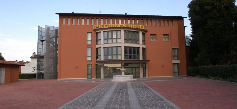 Pilgrim's Hotel