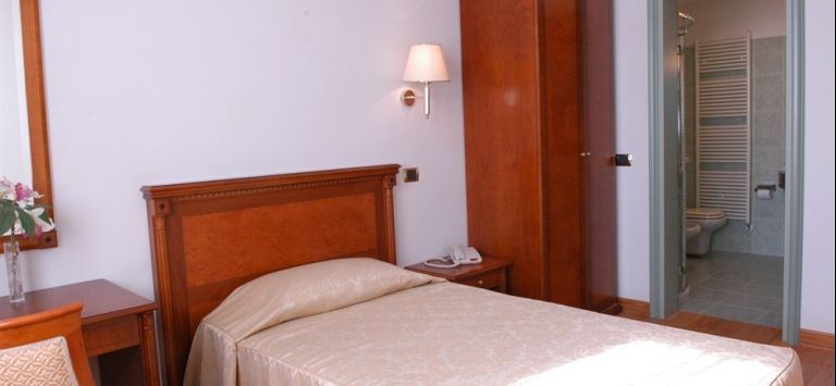 Pilgrim's Hotel