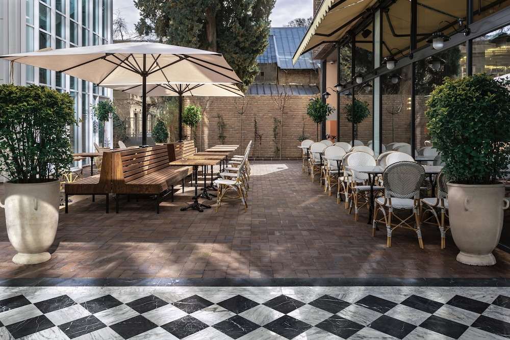 Artizan Design Hotel
