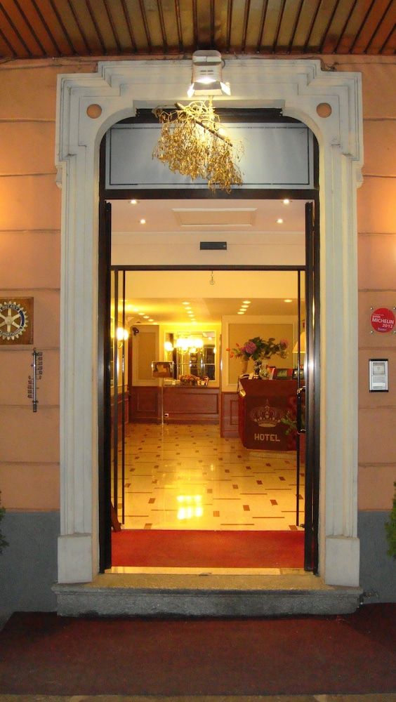 Hotel Corona