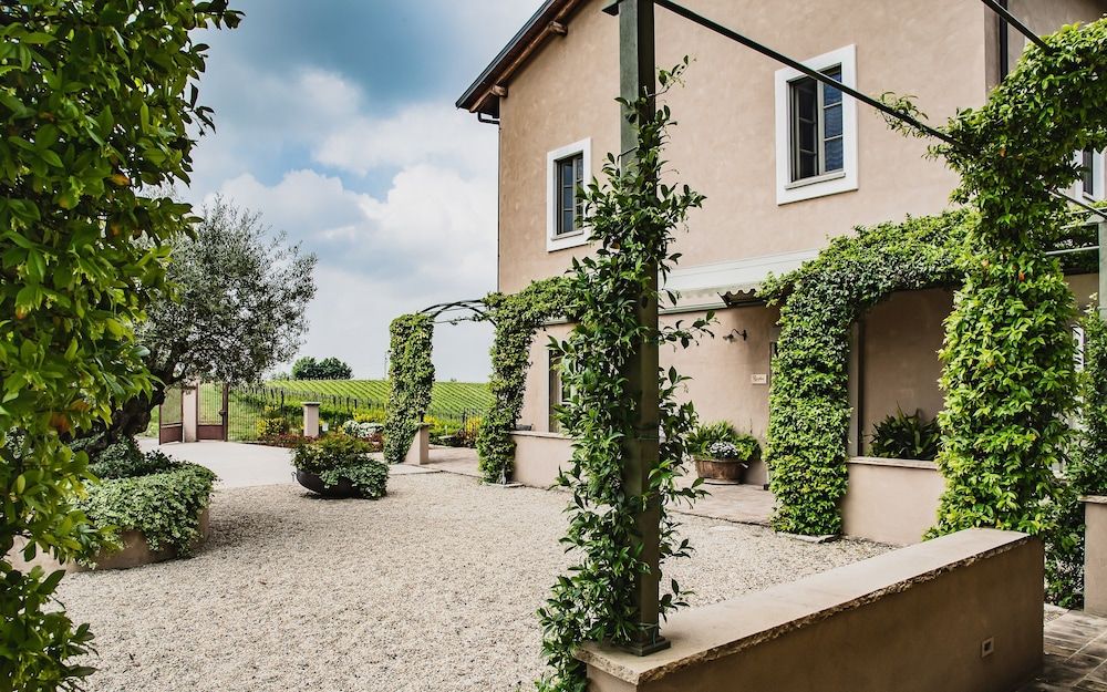 Prime Alture Wine Resort