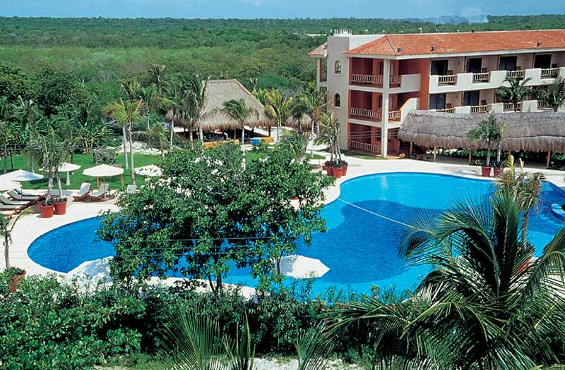 Sunscape Akumal Beach Resort & Spa