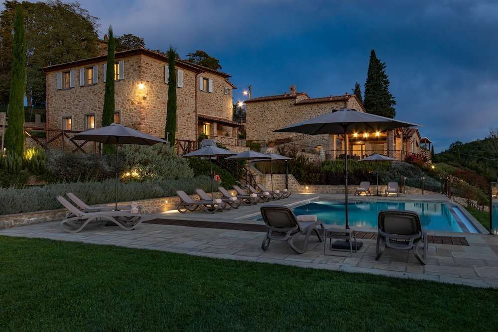 Chimera Tuscany Resort