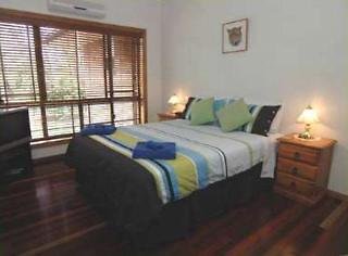 Hibiscus Lodge