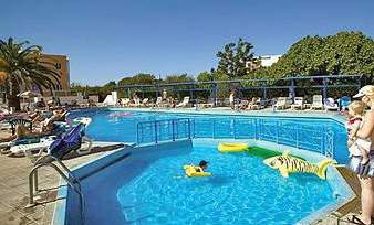 Summer Dream Hotel