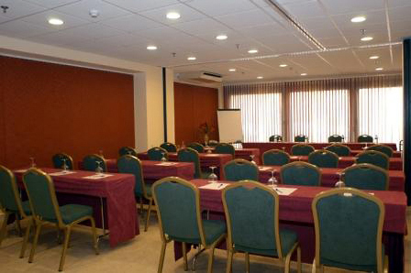 Hotel Adonis Plaza