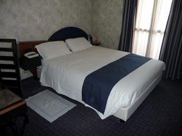 La Villa, Sure Hotel Collection by Best Western