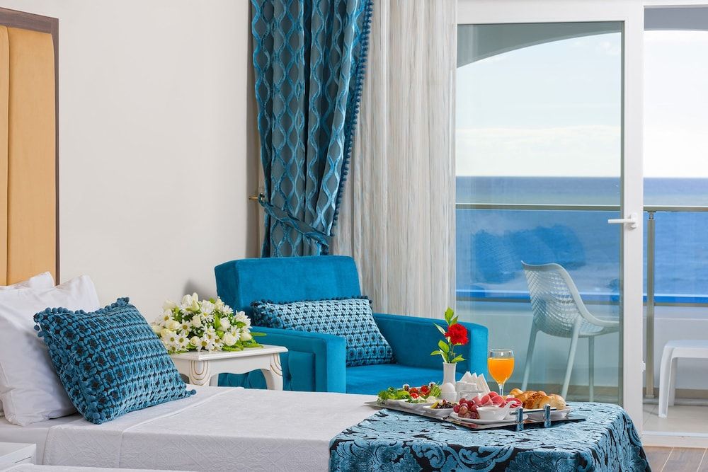 Simurg Halal Luxury Hotel