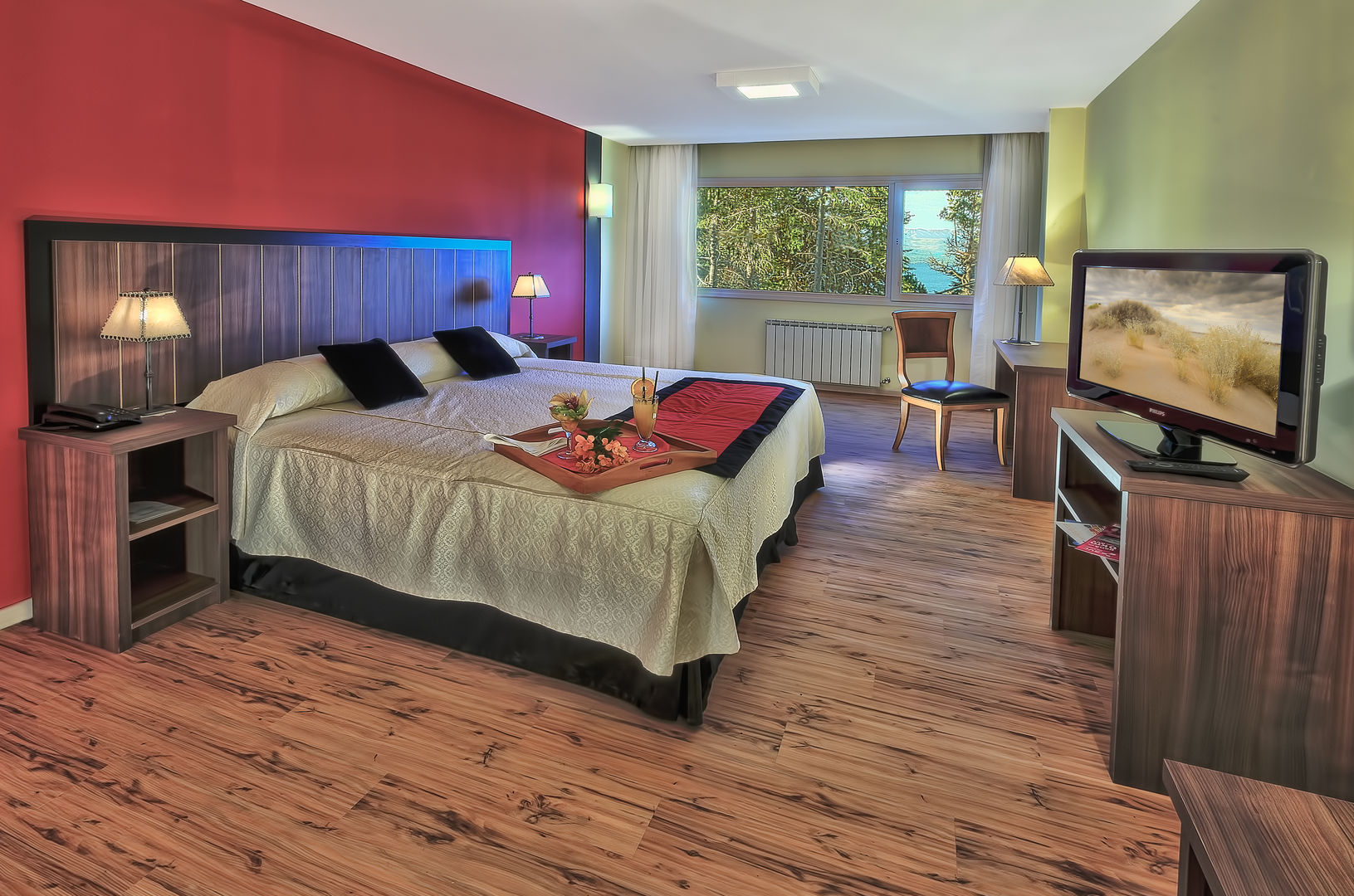 Huinid Pioneros Hotel
