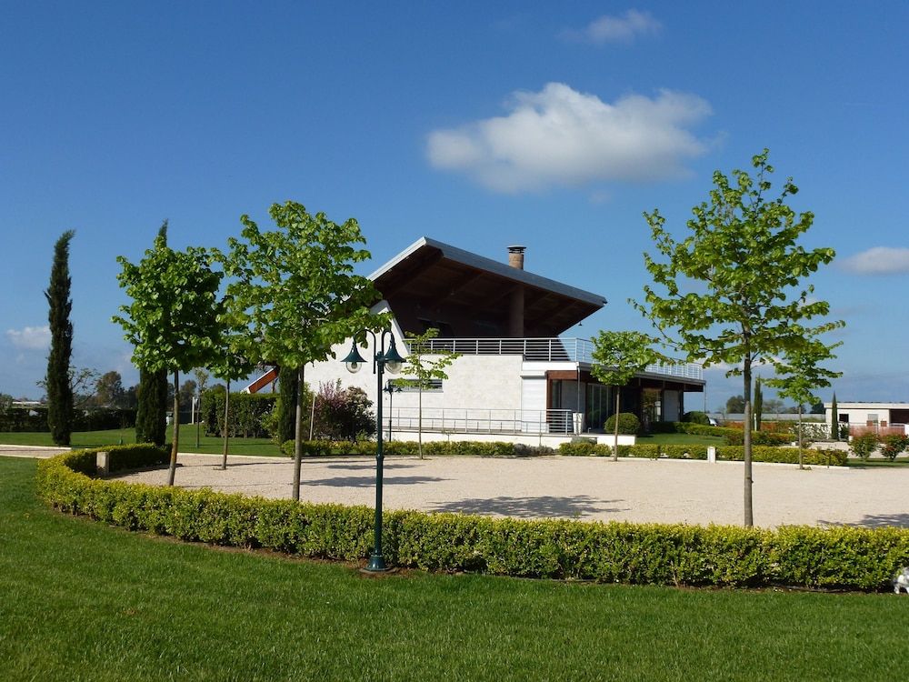 Casale Delle Ronde B&B