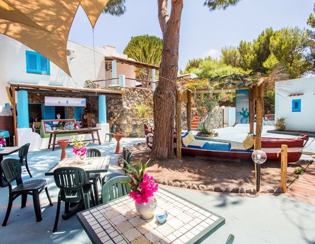 Holiday Eolie Village