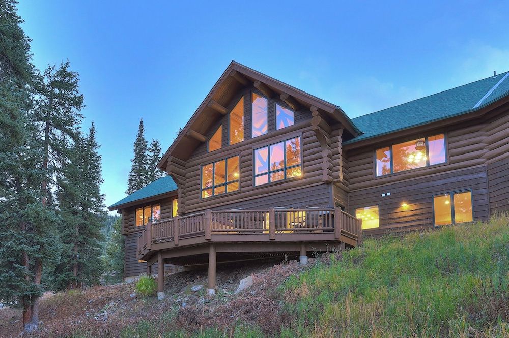 Pine Forest Lodge