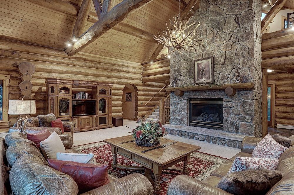 Pine Forest Lodge