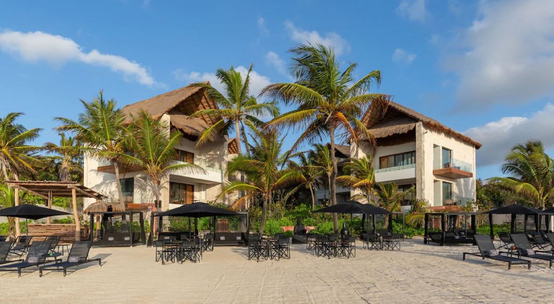 TAGO By G Hotels