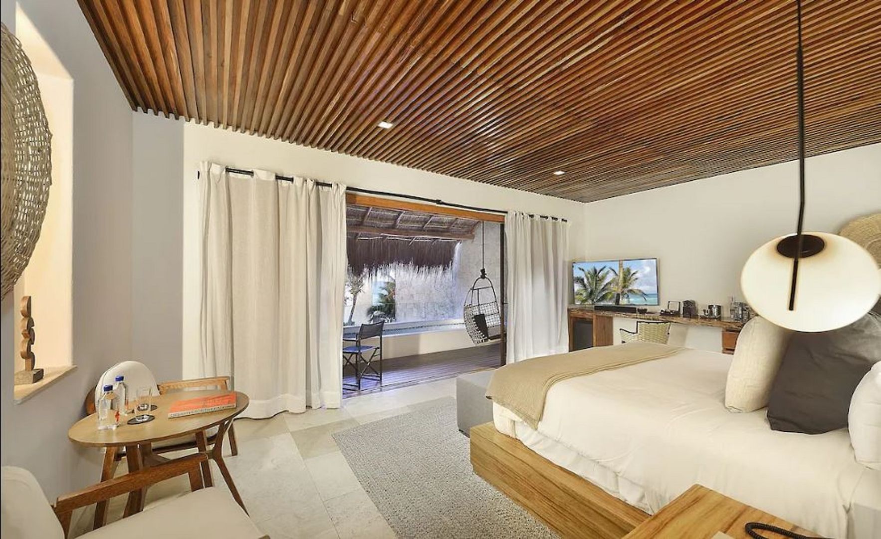 TAGO By G Hotels