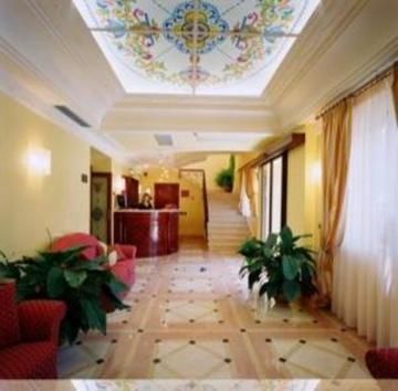 Ypsigro Palace