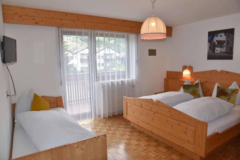Hotel Garni Glurnserhof
