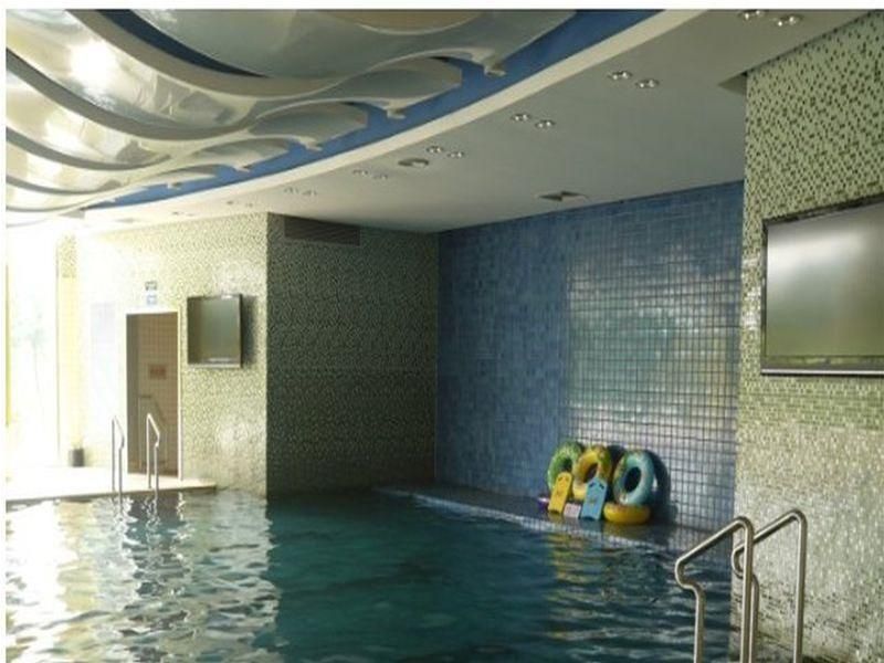 Runyang Huanlong Hotel