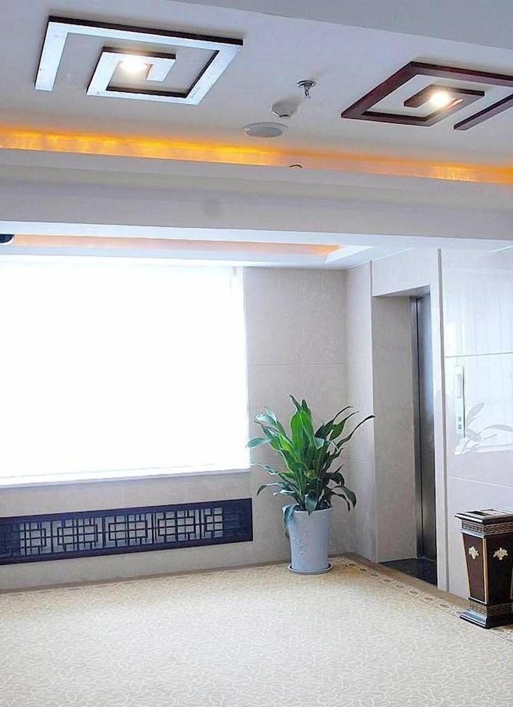 Mercure Xian Dayan Pagoda