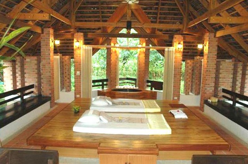 Sunset Park Resort & Spa