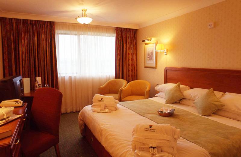 Riverside Lodge Hotel