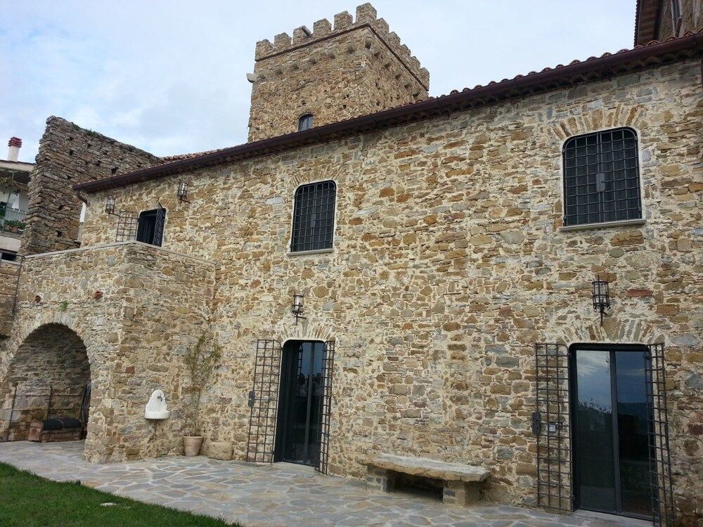 Castello Torre Volpe