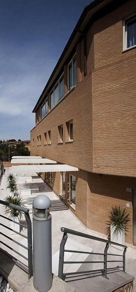 Porta Pispini Residence