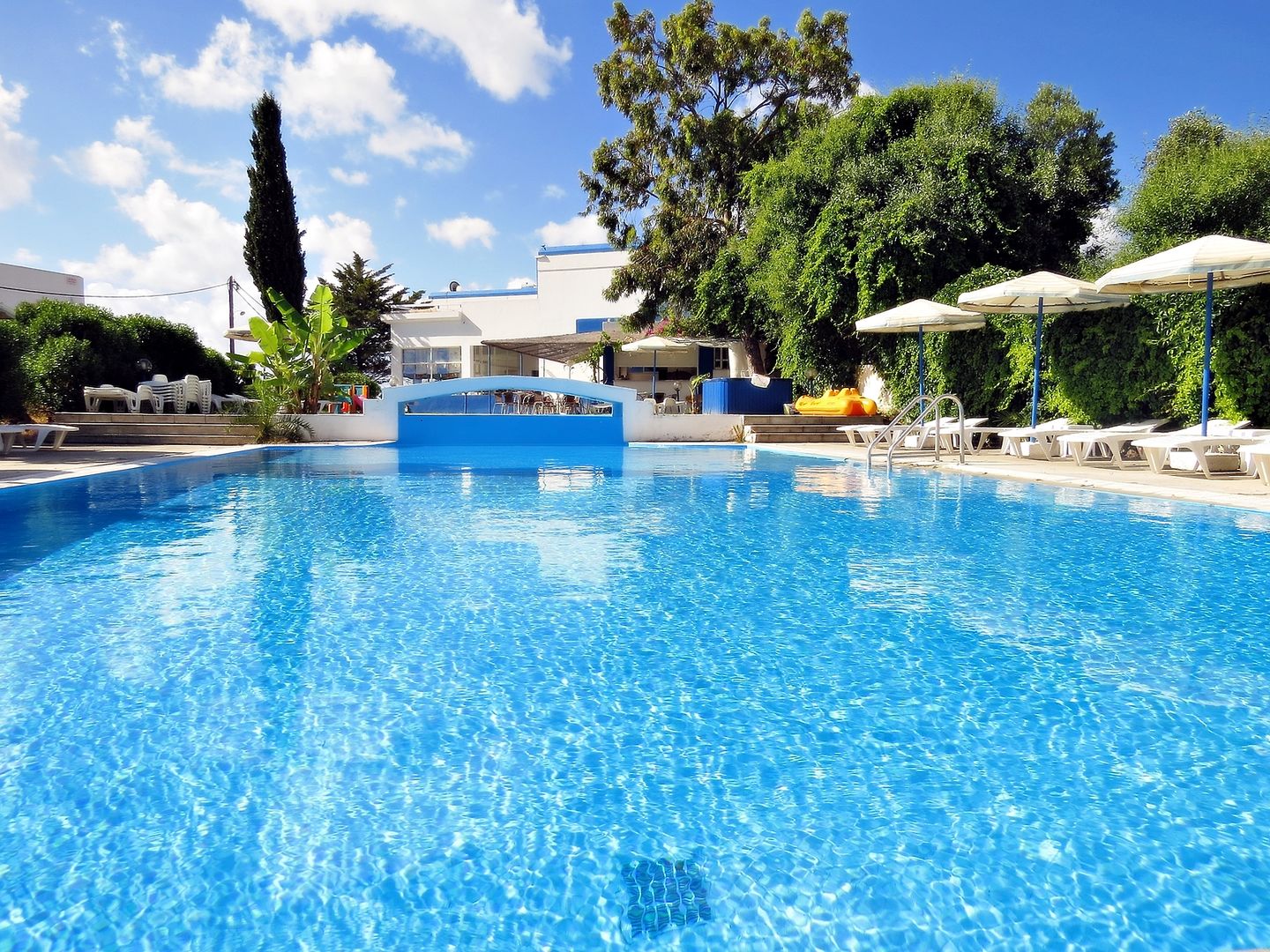 Notos Hotel
