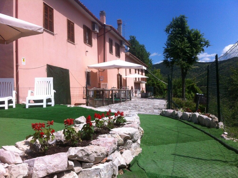 B&B Live Paradise