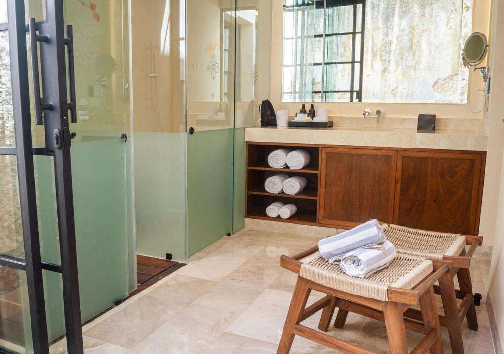 Adoro Hotel Boutique
