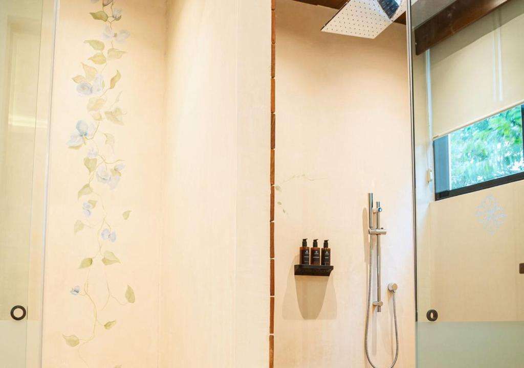 Adoro Hotel Boutique