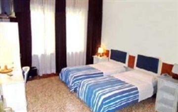 Hotel Mondial