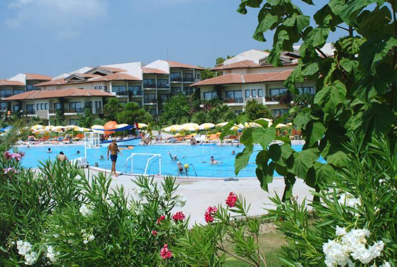 Justiniano Park Conti