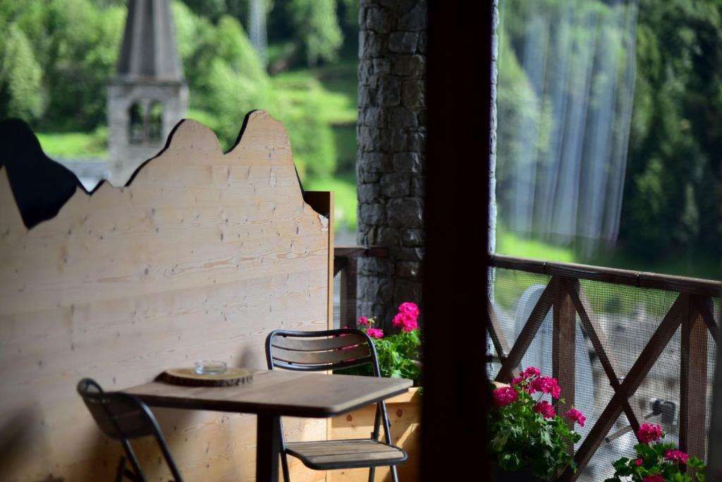 MH Olen Hotel
