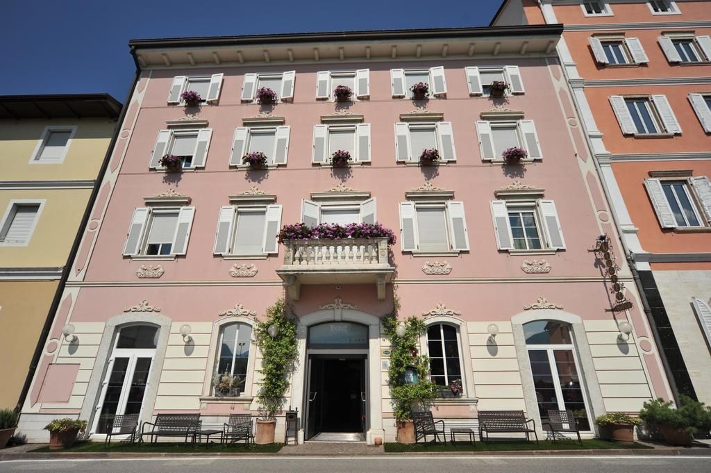 Hotel & Restaurant Liberty