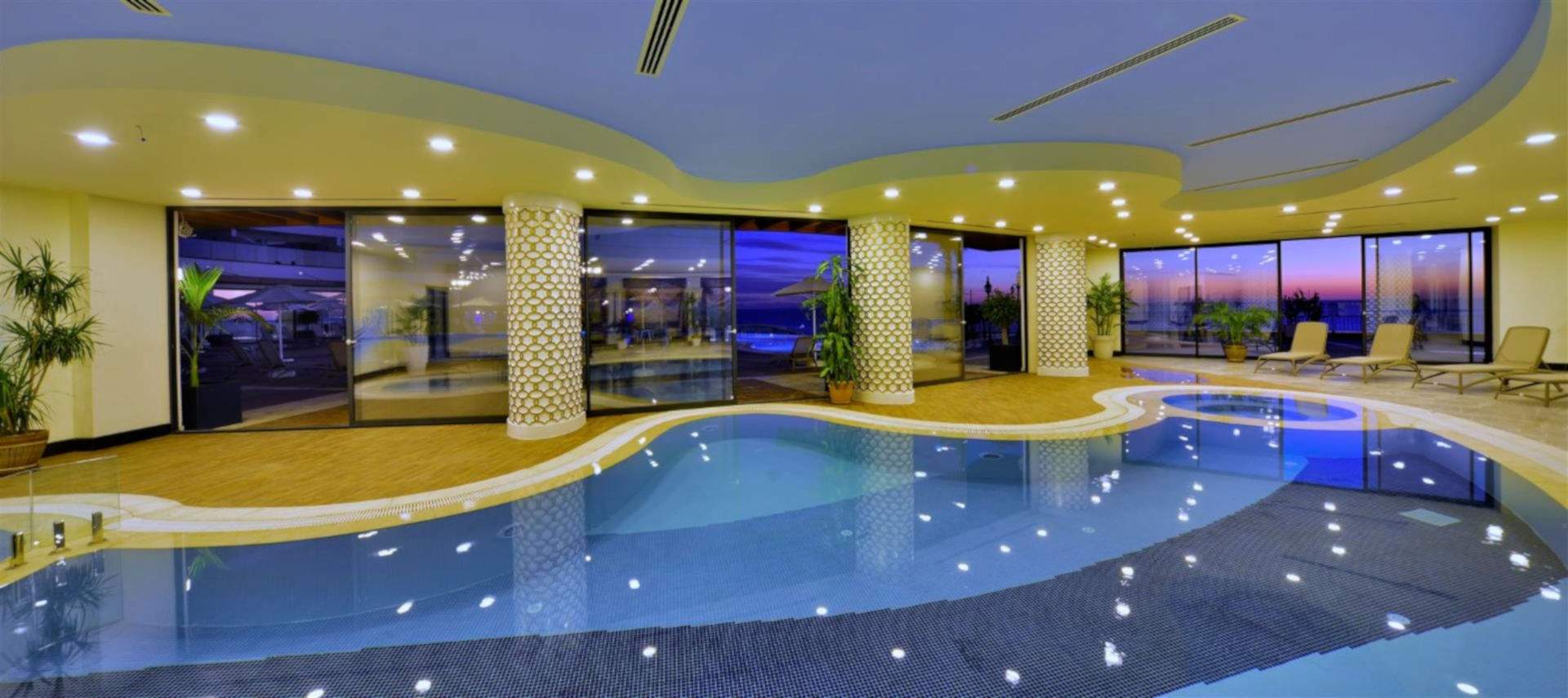Elite Luxury Suite