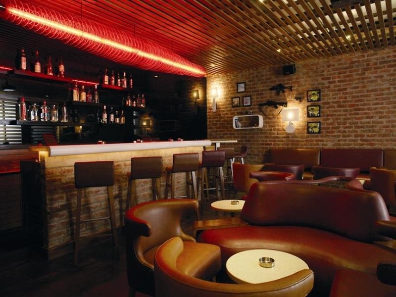 Lemon Tree Premier City Center Gurugram