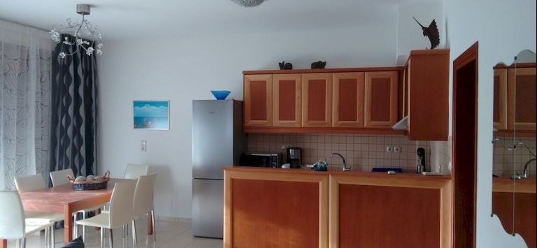Tholos Bay Suites