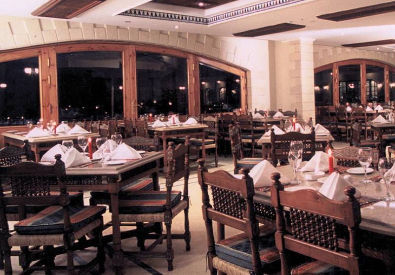 Azal Pyramids Hotel