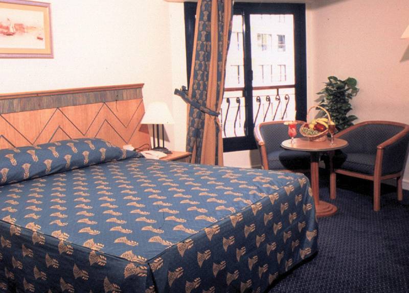 Azal Pyramids Hotel